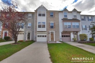 Building Photo - 109 Pinecove Ct