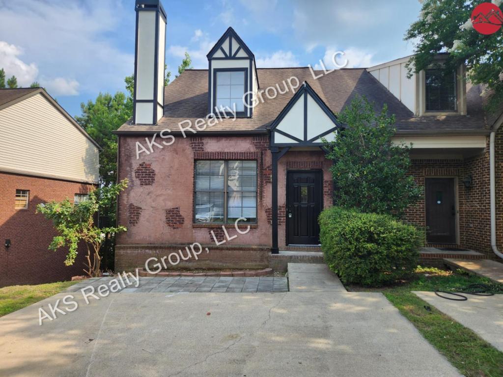 Foto principal - 2269 Ridgemont Dr