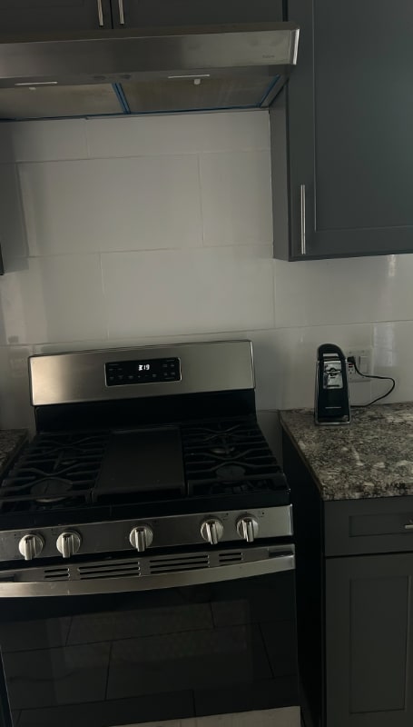 Foto del edificio - 11619 Wilkie Ave