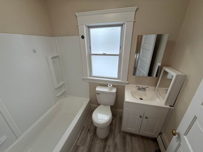 Foto del edificio - 3 bedroom 1 bathroom home for rent in Lorain