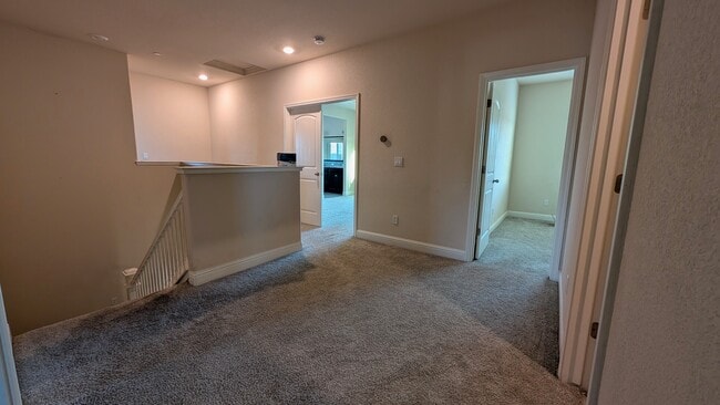 Photo - 2306 Malaspina Dr House