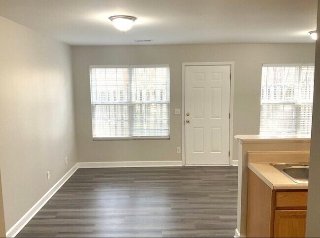 Foto del edificio - 3111 Alder Way