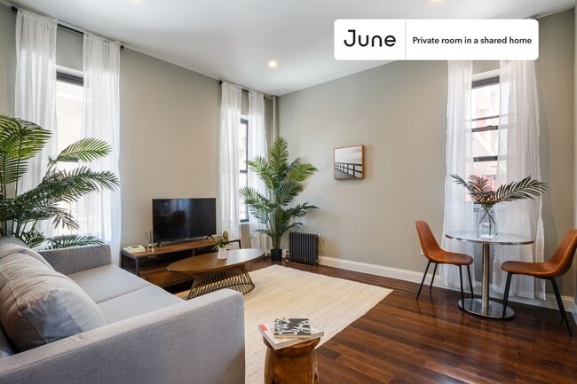 Foto del edificio - Room in Shared 4 bed/1 bath home