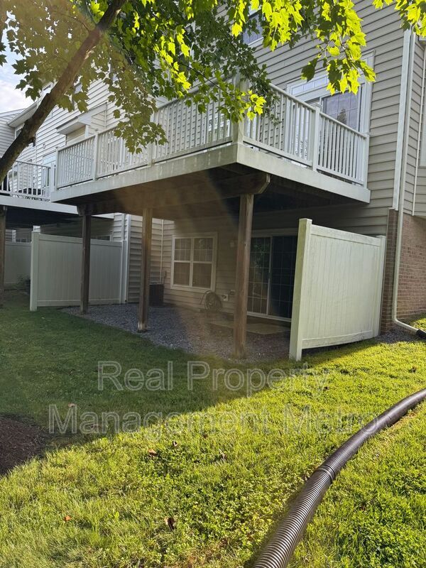 Photo - 9725 Evening Bird Ln Townhome