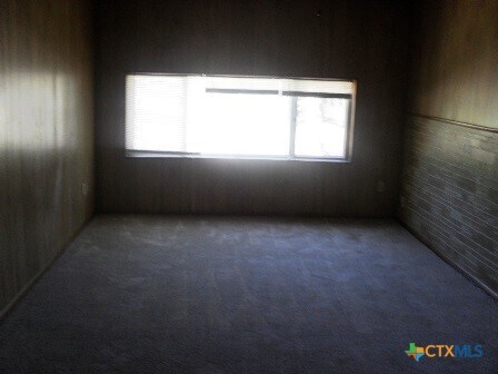 Building Photo - 910 San Antonio St