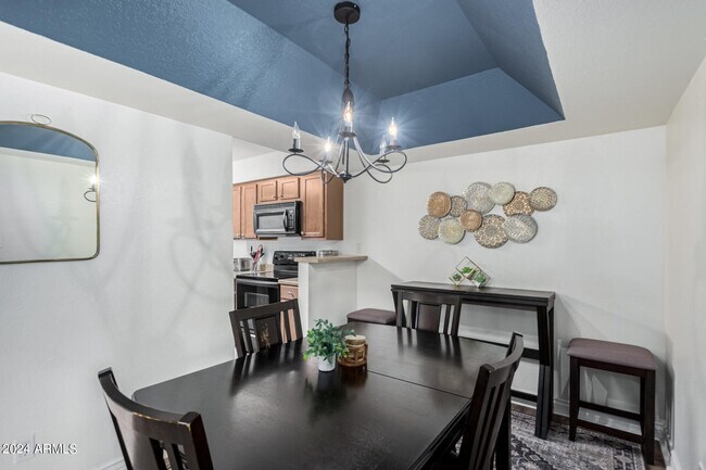 Foto del edificio - 8787 E Mountain View Rd