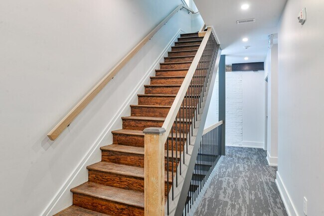 Building Photo - Modern Luxury Living in Downtown Orillia - Historic Firehall Lofts (w/ free parking available)