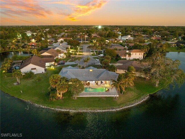 Foto del edificio - 2341 Mayfield Ct