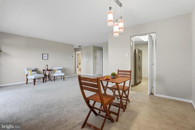 Foto del edificio - 12001 Old Columbia Pike