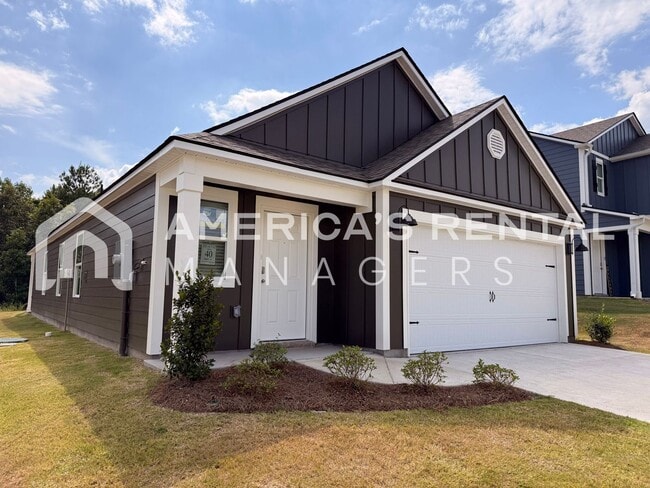 Building Photo - Coming Soon! Available to View NOW!!!