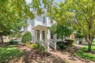 Building Photo - 8001 Caladium Dr