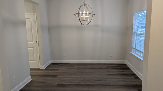 Foto del edificio - 208 Glick Wy