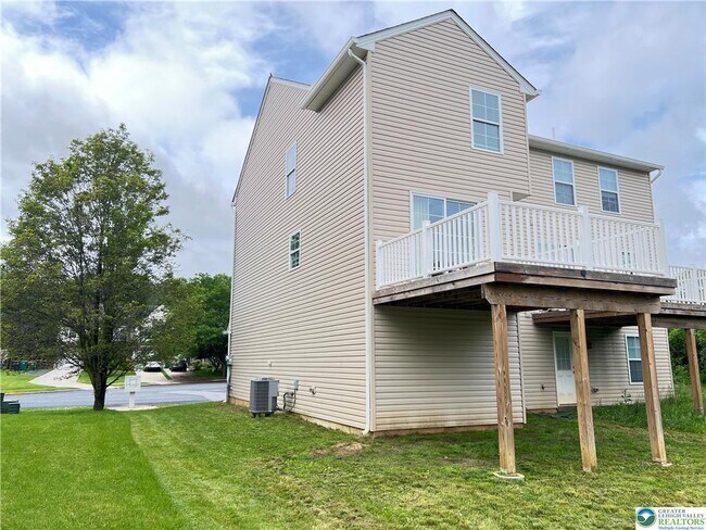 Foto del edificio - 1601 Greystone Cir