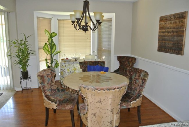 Foto del edificio - 35710 Collingwood Dr