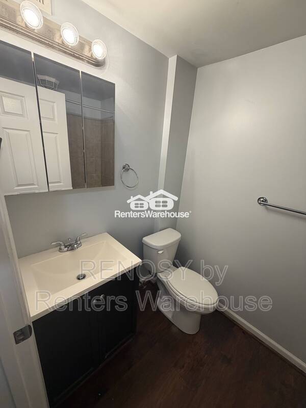 Foto del edificio - 907 Woodbridge Ct