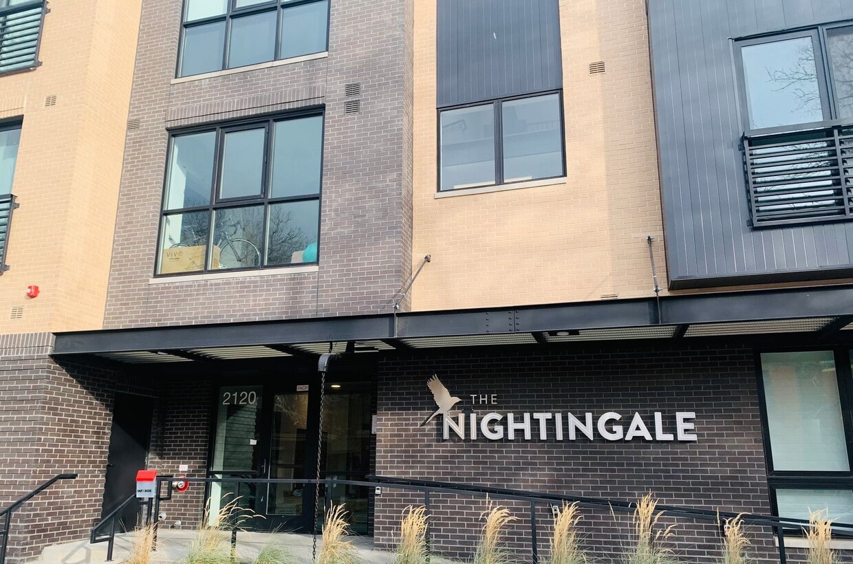 Rent Ready Modern Apartment in Denver's Ci... Condo for Rent in