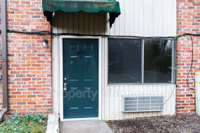 Foto del edificio - 2718 Painter Ave SW