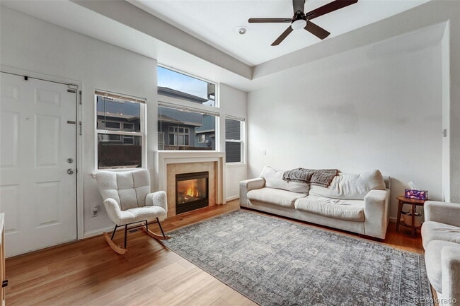 Photo - "Charming 2-Bed Townhouse Retreat with 2.5 Baths in Brighton!"