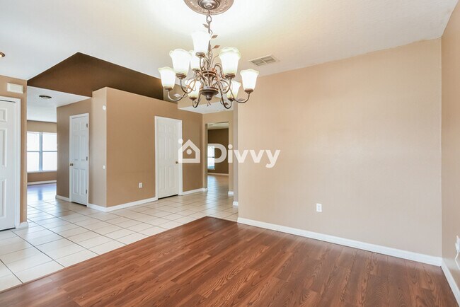 Building Photo - 5446 Chandler Dr