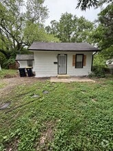 Building Photo - 2303 E 81 St