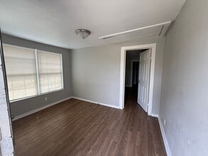 Building Photo - 6602 Avenue R