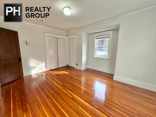 Building Photo - 40 Highland Ave