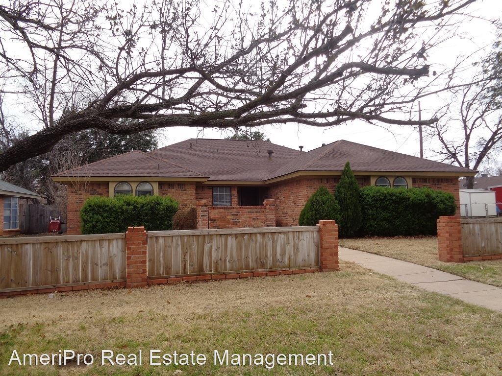 Primary Photo - 3 br, 2 bath House - 2017 S.32nd