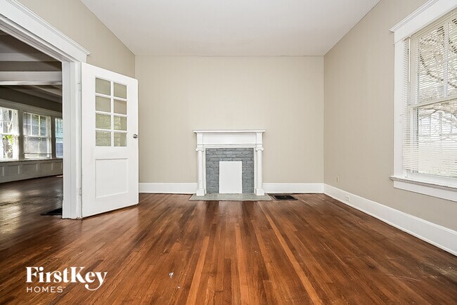 Foto del edificio - 603 Willard Ave SW