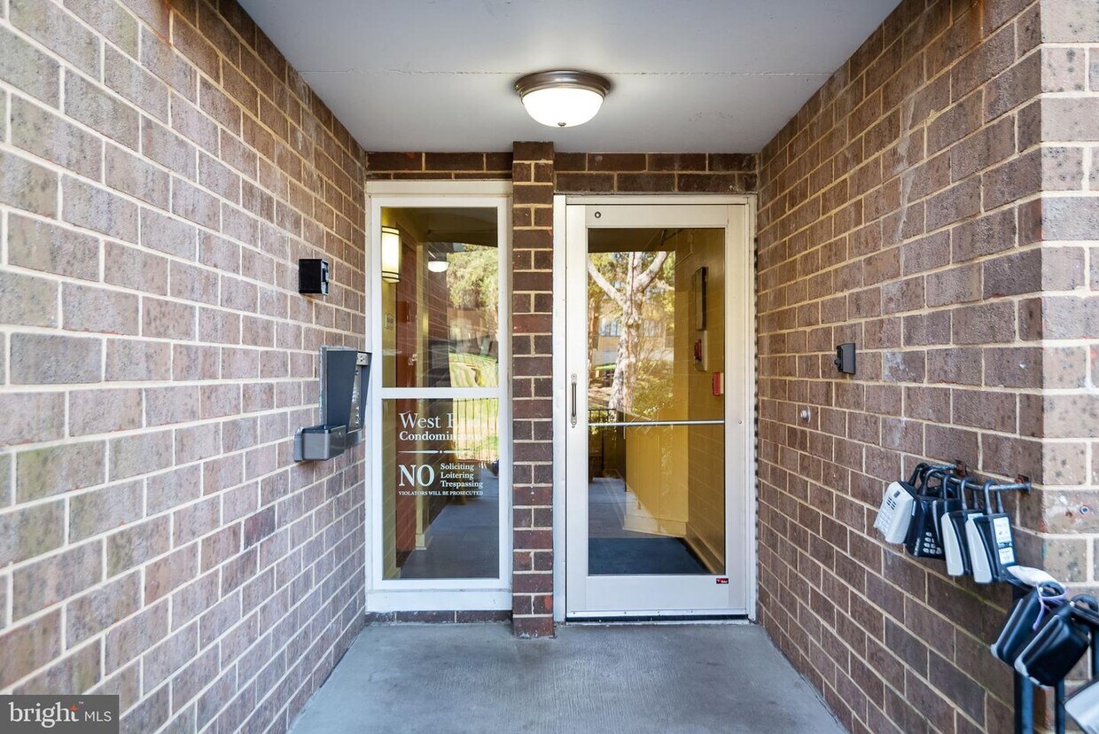 60 S Van Dorn St Unit 507, Alexandria, VA 22304 Apartment for Rent in