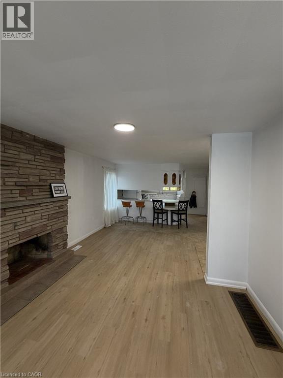 Building Photo - 135 Homeside Ave