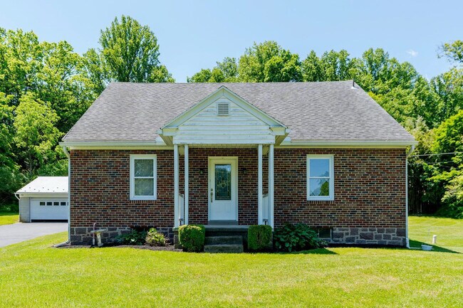 Foto del edificio - 1104 Alleghenyville Rd