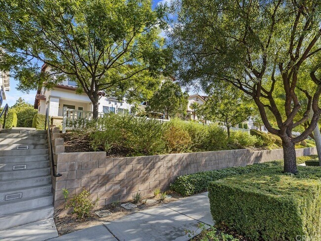 Building Photo - 28989 Frankfort Ln