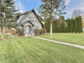 Building Photo - 1201 6th St SW