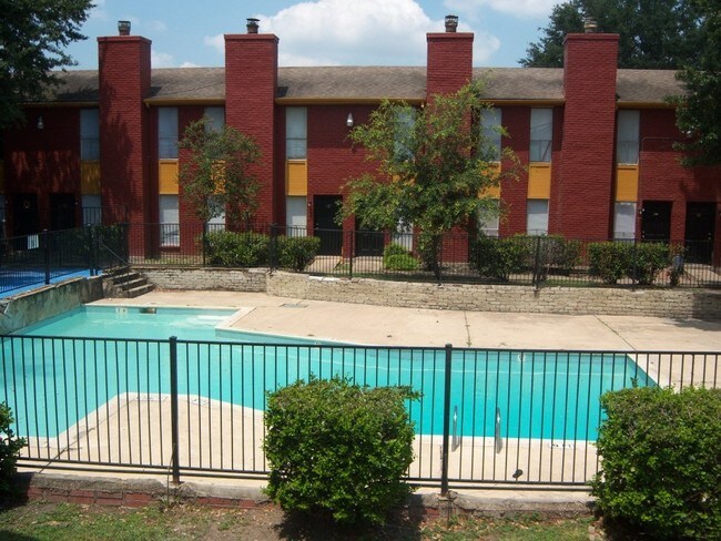 Piscina - Rama Apartments