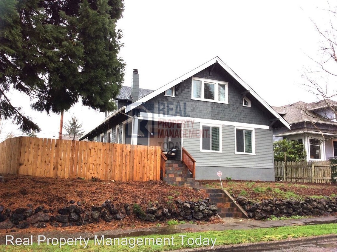 Primary Photo - 3019 N 22nd St