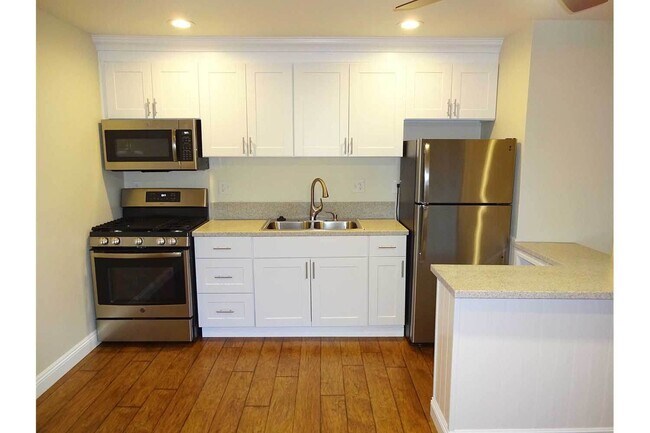 Foto del edificio - 216 14th St