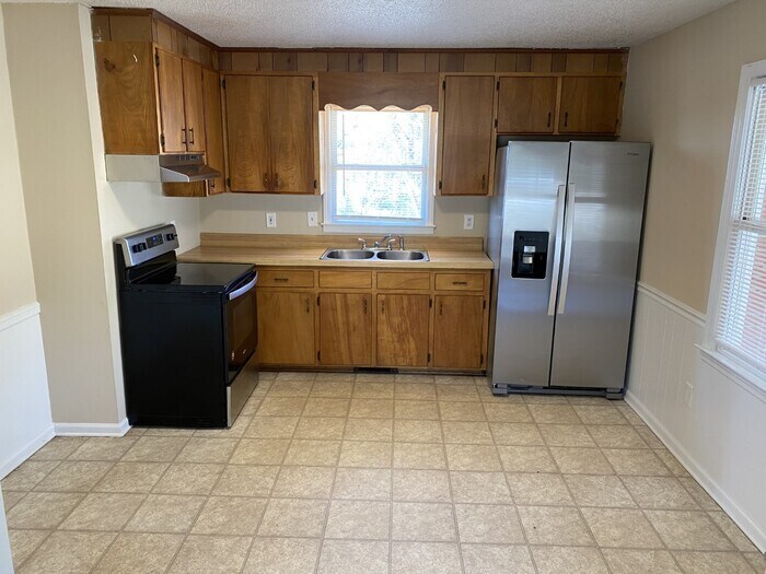 Primary Photo - 705 Harris Rd