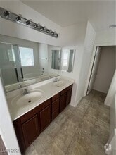 Building Photo - 10492 Highlands River St