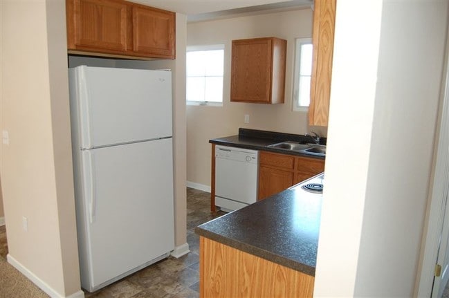Building Photo - 1201 Grove Ct