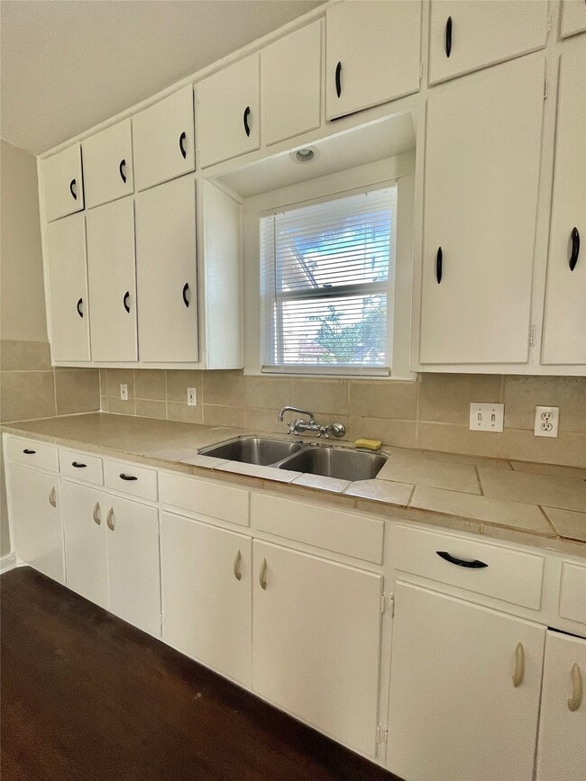 Foto del edificio - 813 Nursery St