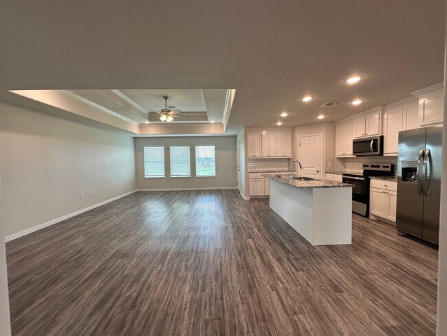 Foto del edificio - 3625 Gallant Fox Ave