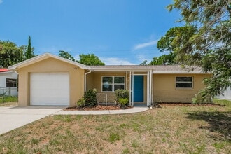 Building Photo - 1327 Dartmouth Dr