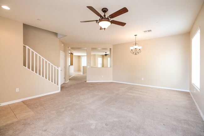 Foto del edificio - 617 Vuelta Buril