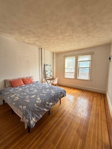 Foto del edificio - 58 Aspinwall Ave