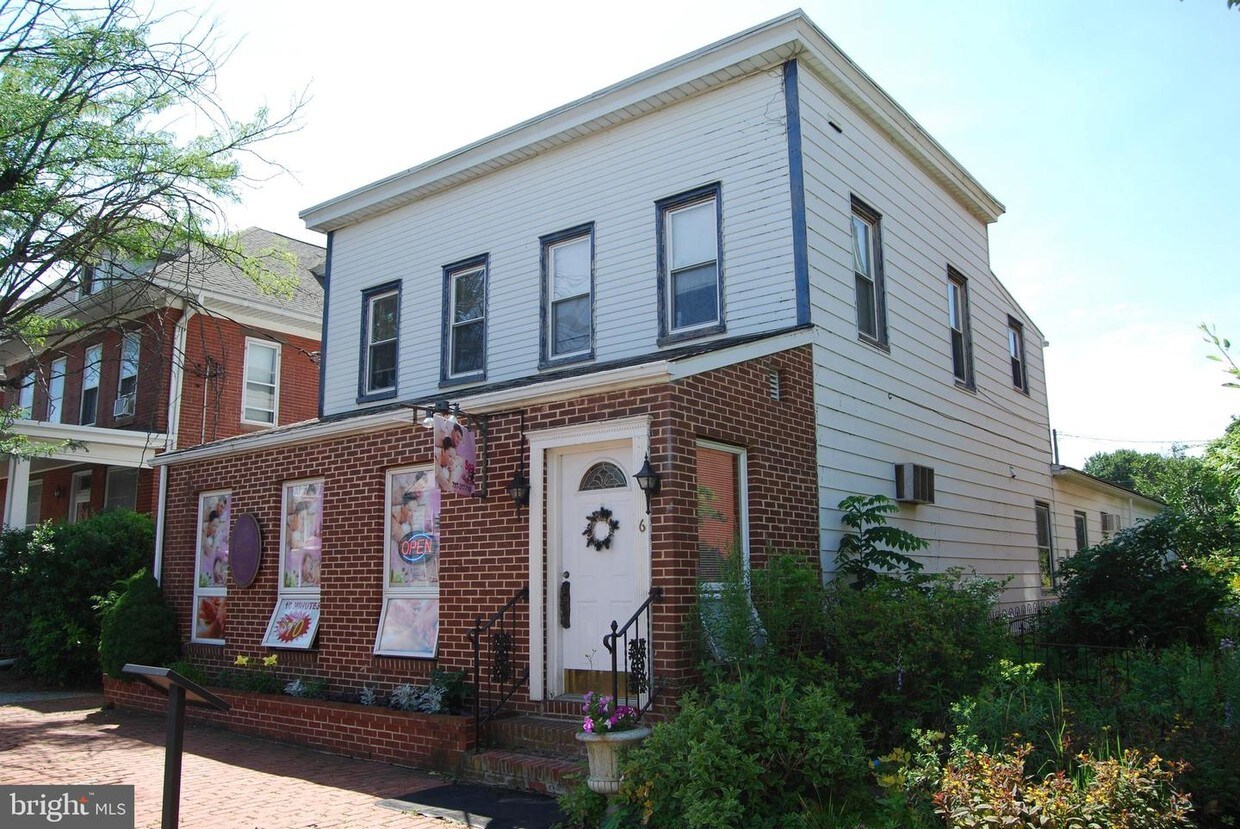 6 E Main St, Shiremanstown, PA 17011 House Rental in Shiremanstown