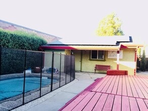 Building Photo - 42939 Nido Ct