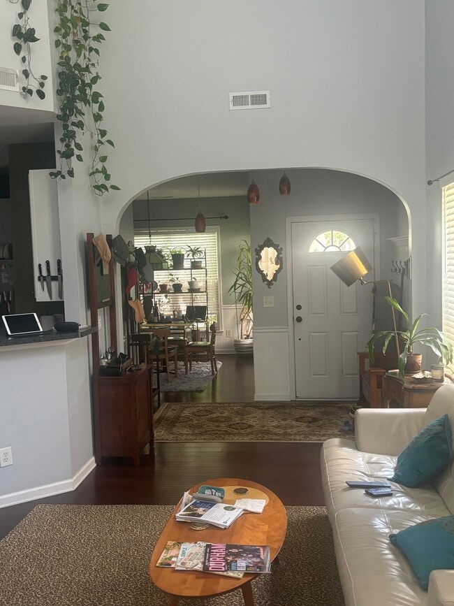 Building Photo - 1503 Crimson Creek Dr