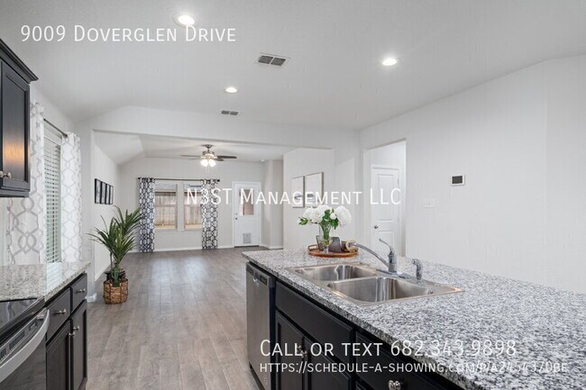 Foto del edificio - 9009 Doverglen Dr