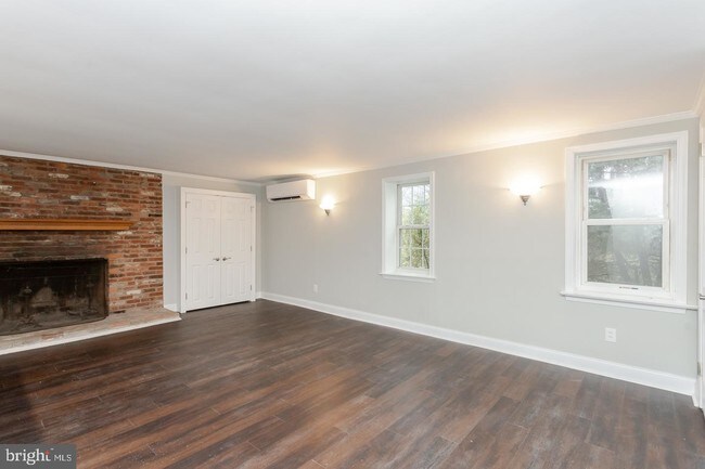 Foto del edificio - 84 Summit Rd