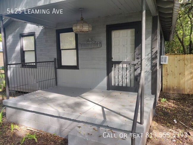 Building Photo - 5425 Leaming Ave